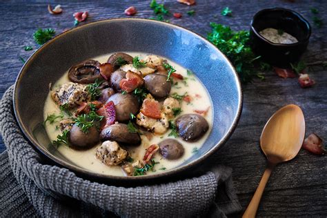 herb-chicken-and-mushroom-stew-ruled-me image