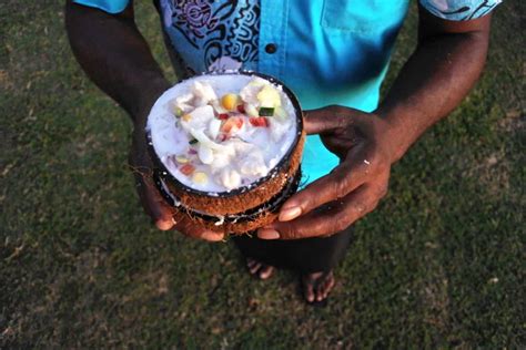 12-traditional-fijian-foods-everyone-should-try image