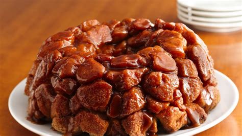 monkey-bread-with-caramel-recipe-pillsburycom image
