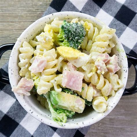 creamy-ham-pasta-salad-mooshu-jenne image