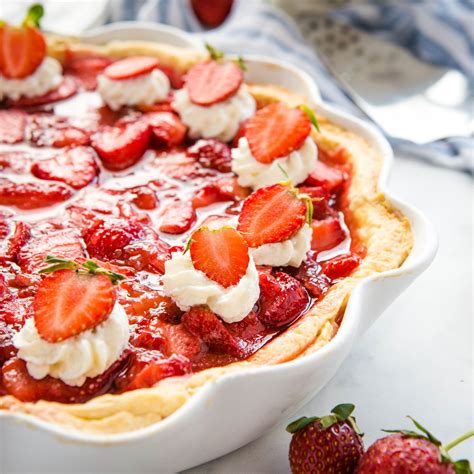 classic-fresh-strawberry-pie-no-bake-the-busy-baker image