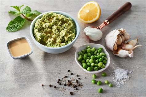 smashed-potatoes-with-green-peas-and-mint-dip image