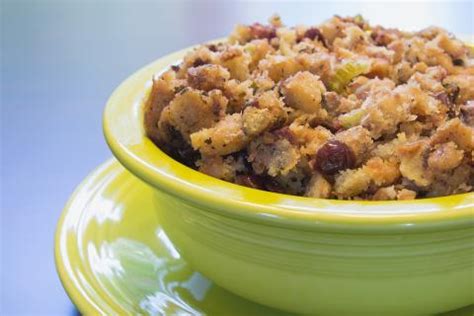 recipe-for-cranberry-raisin-stuffing-almanaccom image