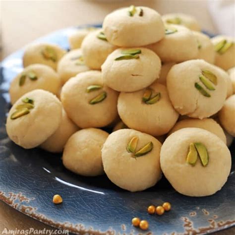 ghraybeh-melt-in-your-mouth-middle-east-cookies image