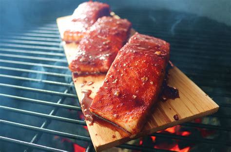 grilled-salmon-with-honey-balsamic-glaze-on-big image