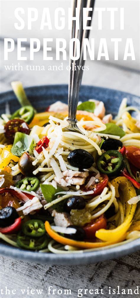 spaghetti-peperonata-with-tuna-and-olives image