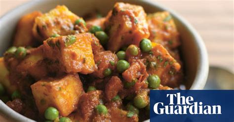 mattar-paneer-sweet-and-spicy-cheese-and-peas image