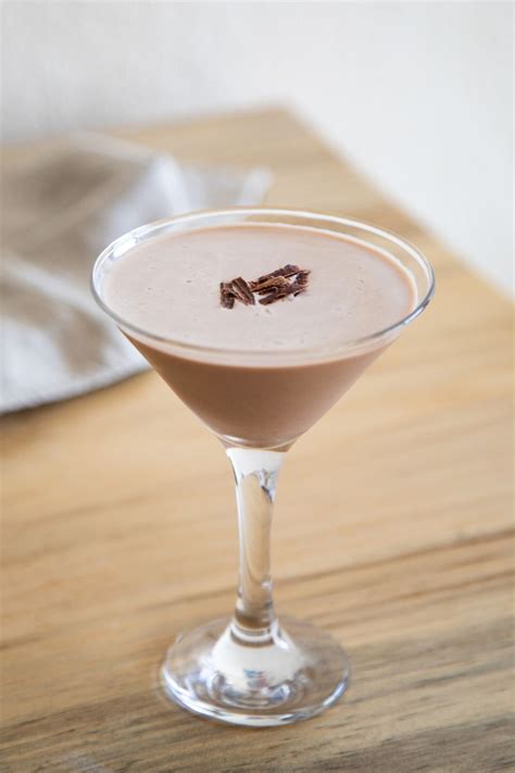 chocolate-martini-recipe-simply image