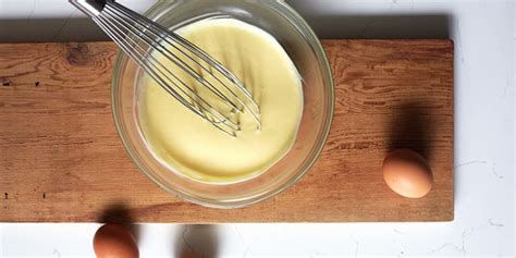 healthy-hollandaise-sauce-creamy-recipe-bodi image