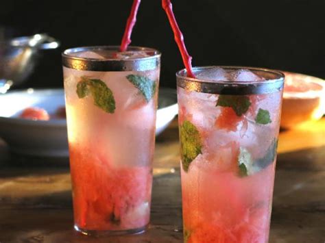 grapefruit-mojito-recipe-bobby-flay-cooking-channel image