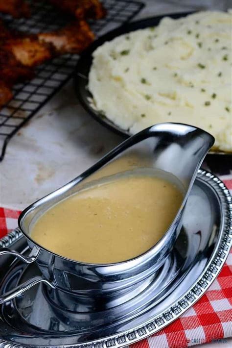foolproof-homemade-gravy-without-drippings image