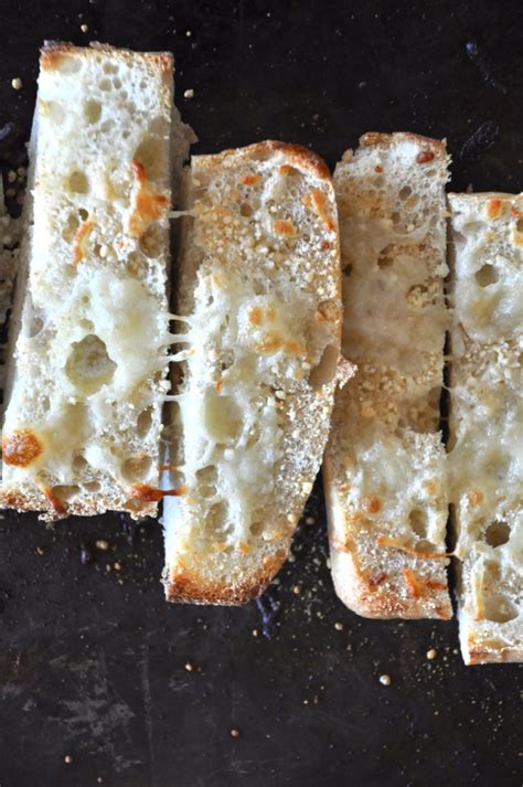 healthy-alfredo-cheesy-garlic-ciabatta-minimalist image