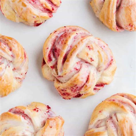 cranberry-orange-sweet-rolls-baked-by-an-introvert image