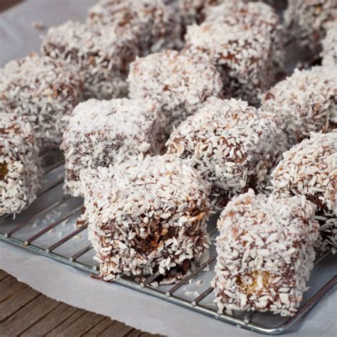 a-history-of-the-lamington-and-how-to-make-them image