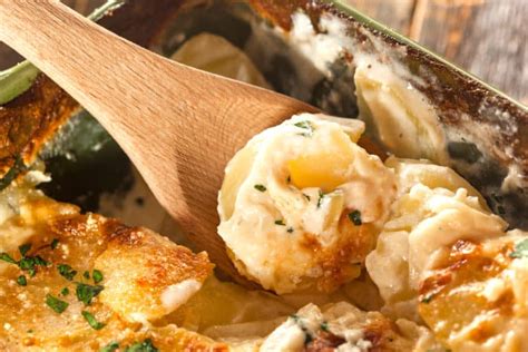 perfect-au-gratin-potatoes-the-daring-gourmet image