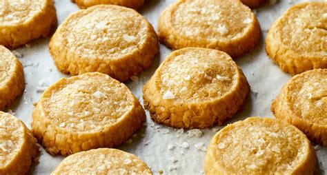 ina-gartens-chipotle-cheddar-crackers-recipe-purewow image