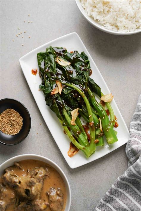 chinese-broccoli-with-oyster-sauce-gai-lan image