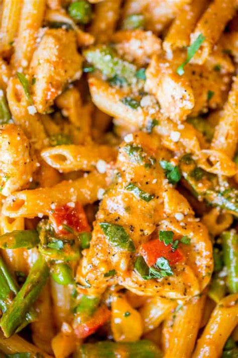spicy-chicken-chipotle-pasta-copycat-dinner-then image
