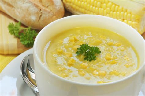 velvety-fresh-corn-soup-vegetarian-soup image