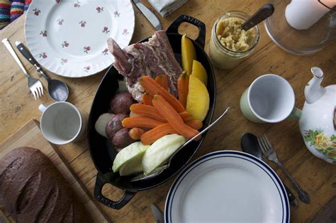 recipe-chef-murray-mcdonalds-traditional-jiggs-dinner image