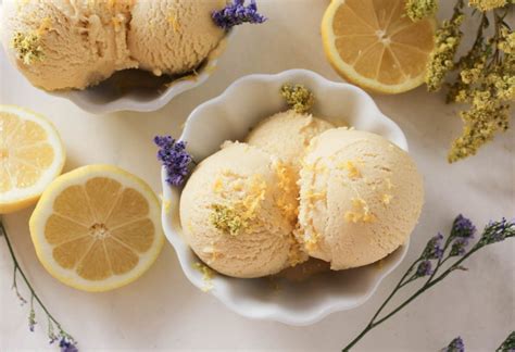 lemon-curd-custard-ice-cream-paleomg image