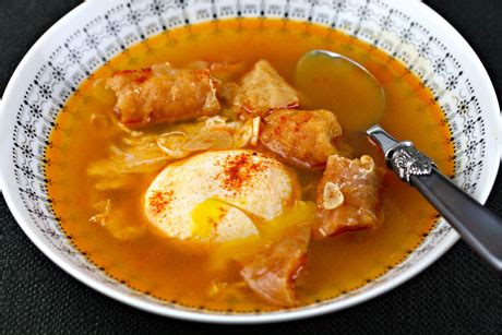 sopa-de-ajo-spanish-garlic-soup-recipe-soup-chick image