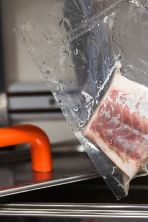 how-to-cook-sea-bass-sous-vide-video image