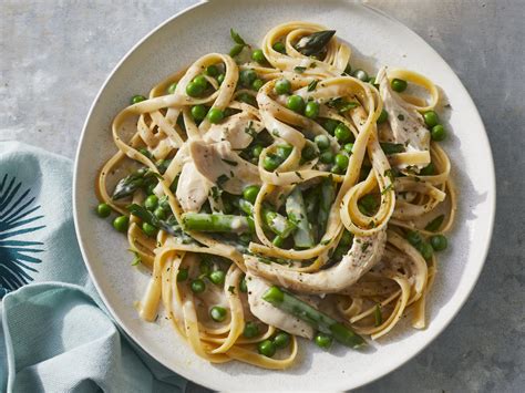 chicken-asparagus-pasta-recipe-myrecipes image