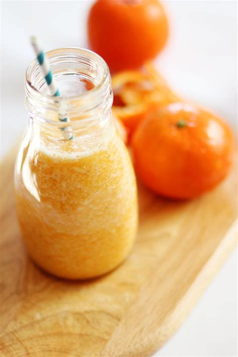 healthy-mandarin-smoothie-recipe-yummynotes image