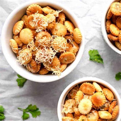 easy-parmesan-garlic-oyster-crackers-pudge-factor image
