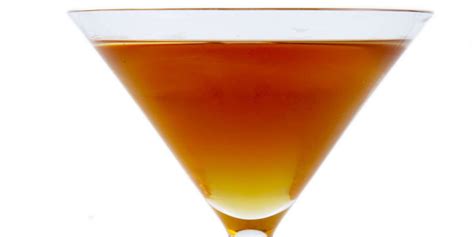 drink-recipe-how-to-make-the-perfect-stinger-esquire image
