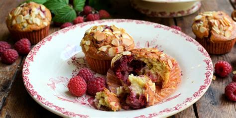 raspberry-and-almond-muffins-recipe-great-british image