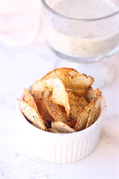 crispy-baked-potato-chips-food-pleasure-health image