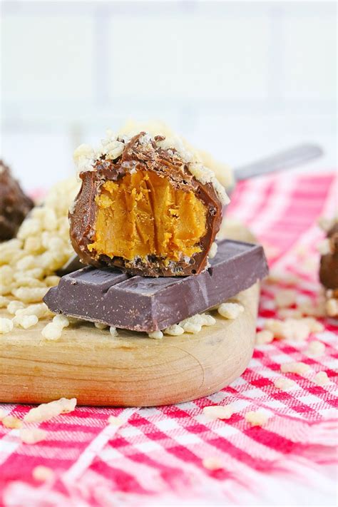 no-bake-peanut-butter-balls-with-rice-krispies image
