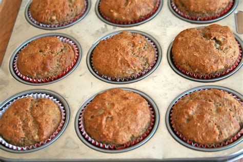 whole-wheat-pumpkin-applesauce-muffins-storandt image