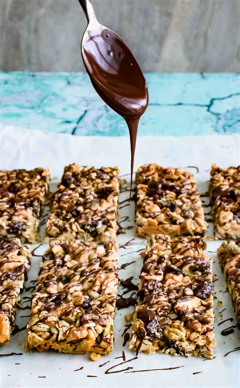 healthy-nut-bars-with-chocolate-drizzle-pepper-delight image