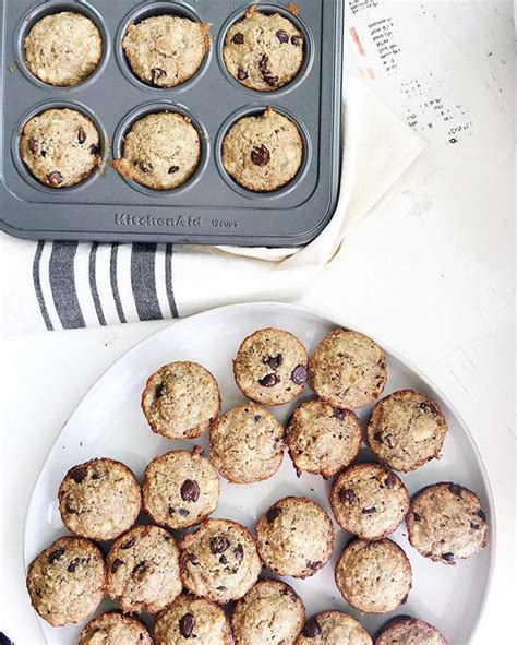 healthy-gluten-free-banana-chocolate-chip-muffins image