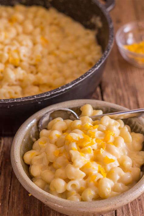 homemade-stovetop-macaroni-and-cheese-recipe-an image
