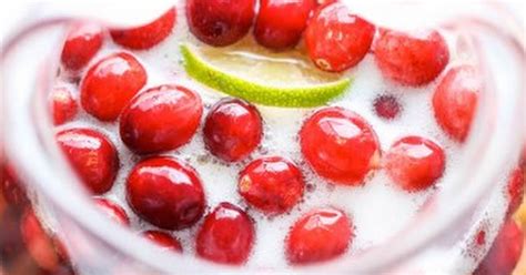cranberry-juice-pineapple-juice-ginger-ale-punch image
