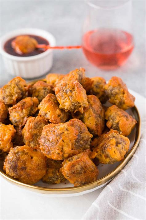 sausage-balls-gluten-free-low-carb-delicious-meets image