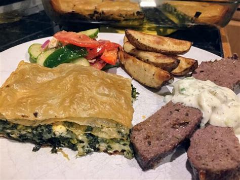 spanakopita-light-and-flaky-spinach-pie-the image