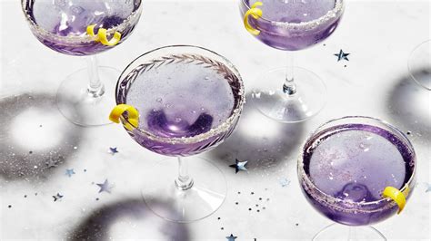 29-champagne-cocktails-for-new-years-eve-epicurious image