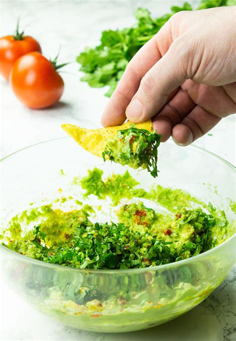 the-best-chunky-guacamole-recipe-the-anti-cancer-kitchen image