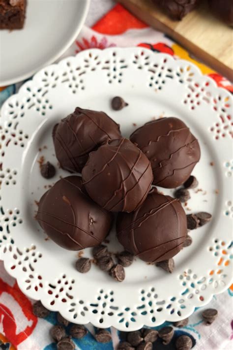 brownie-truffles-mildly-meandering image
