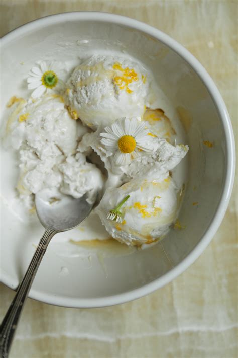 chamomile-honey-lemon-ice-cream-golubka-kitchen image
