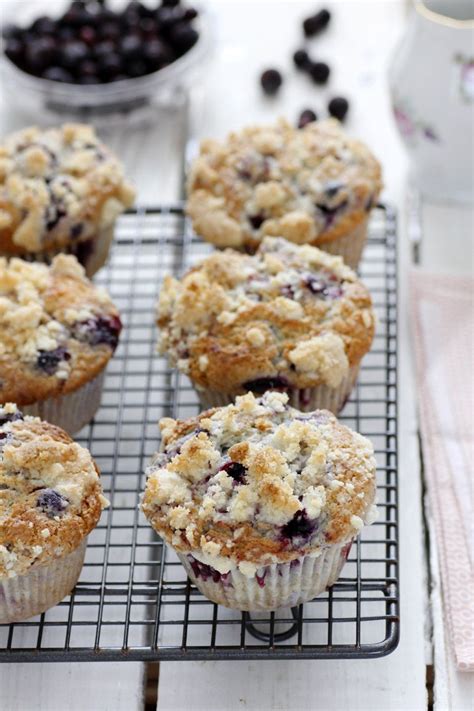 starbucks-copycat-blueberry-muffins-lil-cookie image