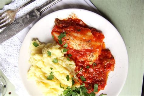 easy-skillet-white-fish-fillet-in-tomato-sauce-where image