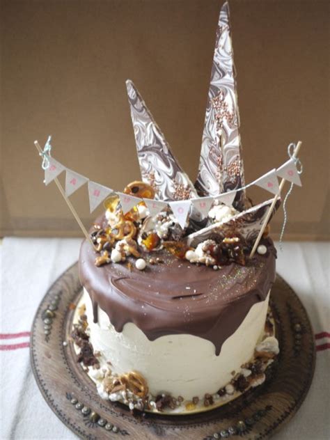 my-favourite-chocolate-cake-georgina-hayden image