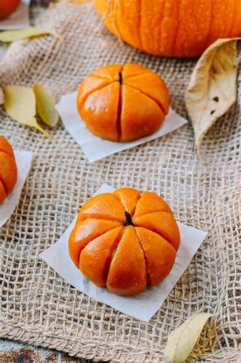 pumpkin-mochi-with-pumpkin-filling-the-woks-of-life image
