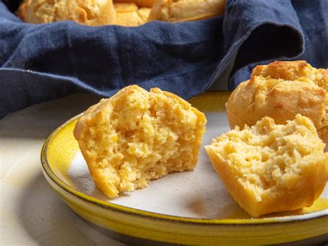 cornbread-muffins-recipe-serious-eats image
